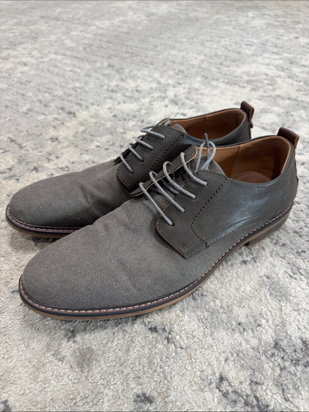 Madden nyc Men's Casual Lace-Up Dress Shoes in Gray